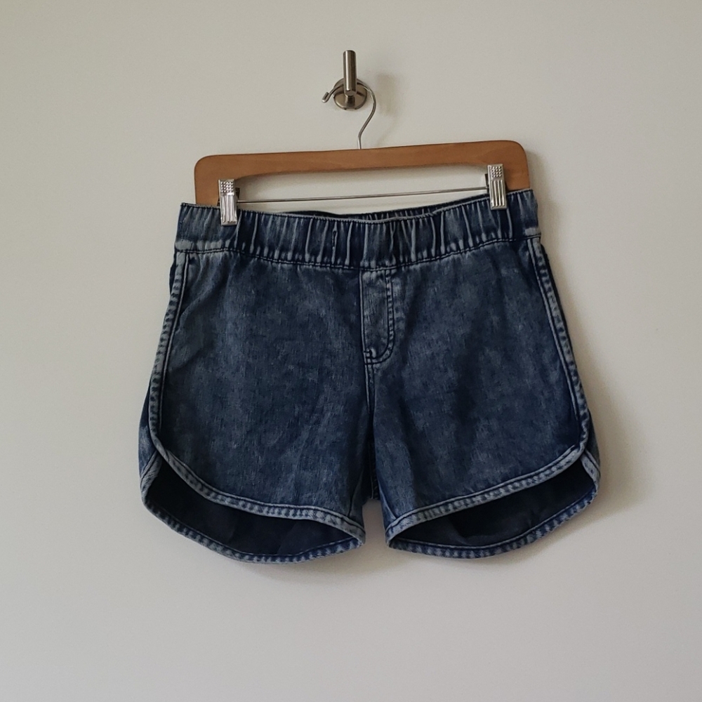 Signature studio shorts sz. S